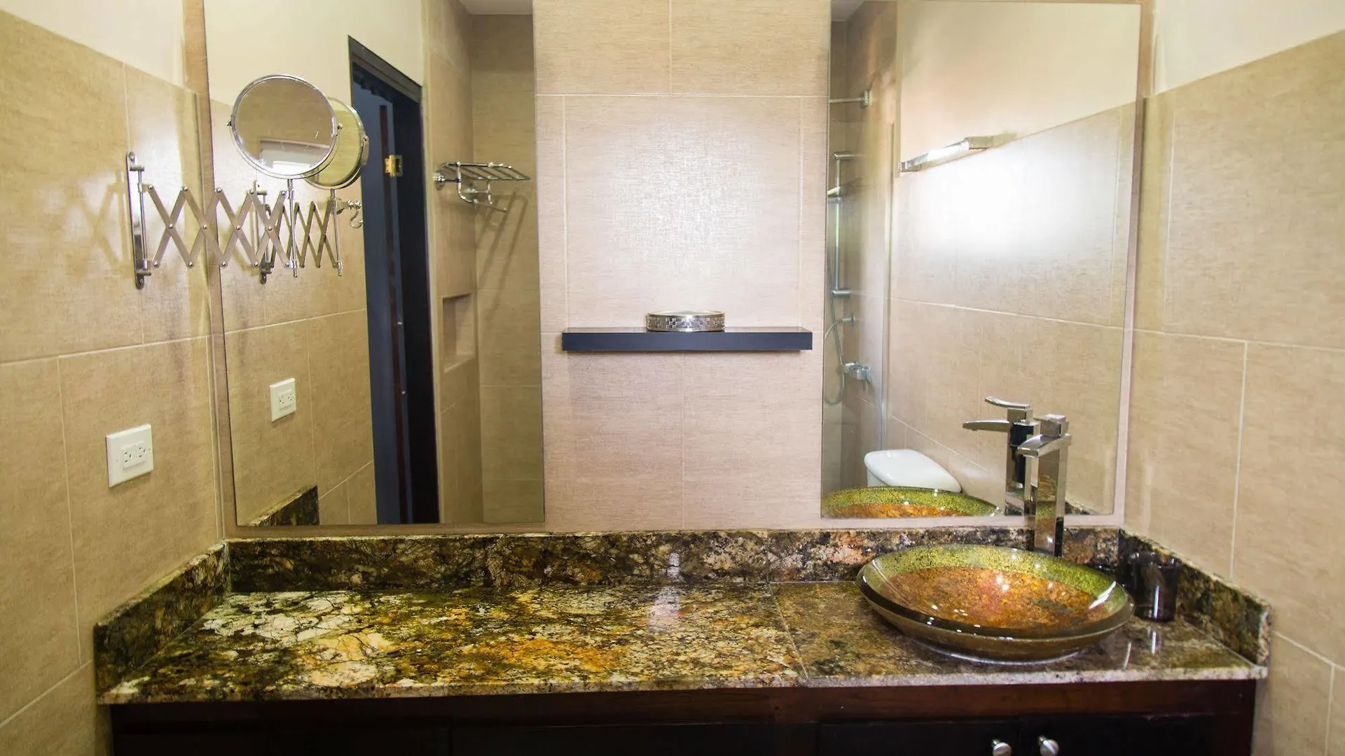 New Kingston Apartment At The Palms Jamaica