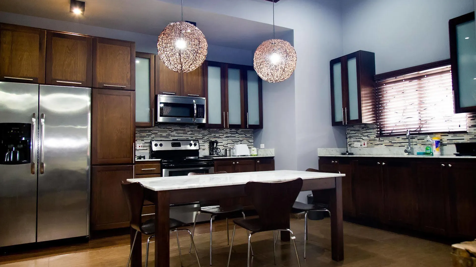 New Kingston Apartment At The Palms