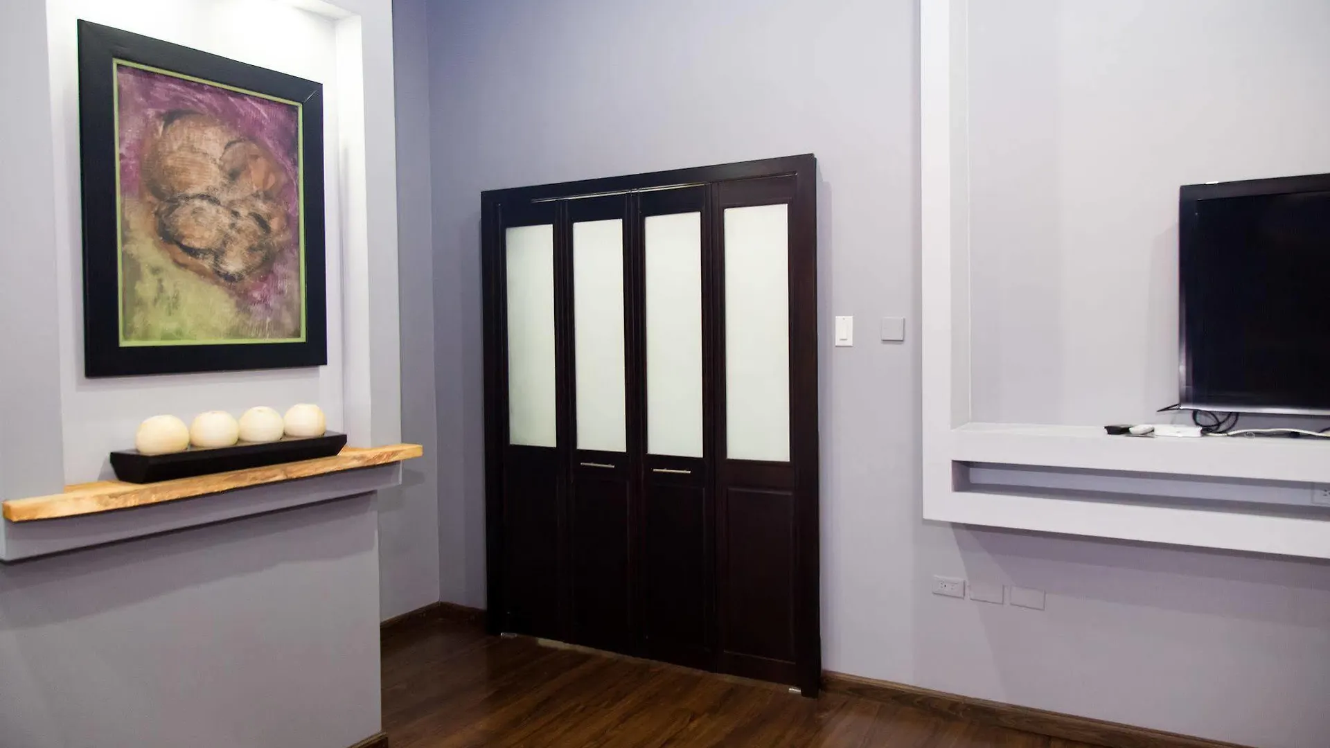 New Kingston Apartment At The Palms